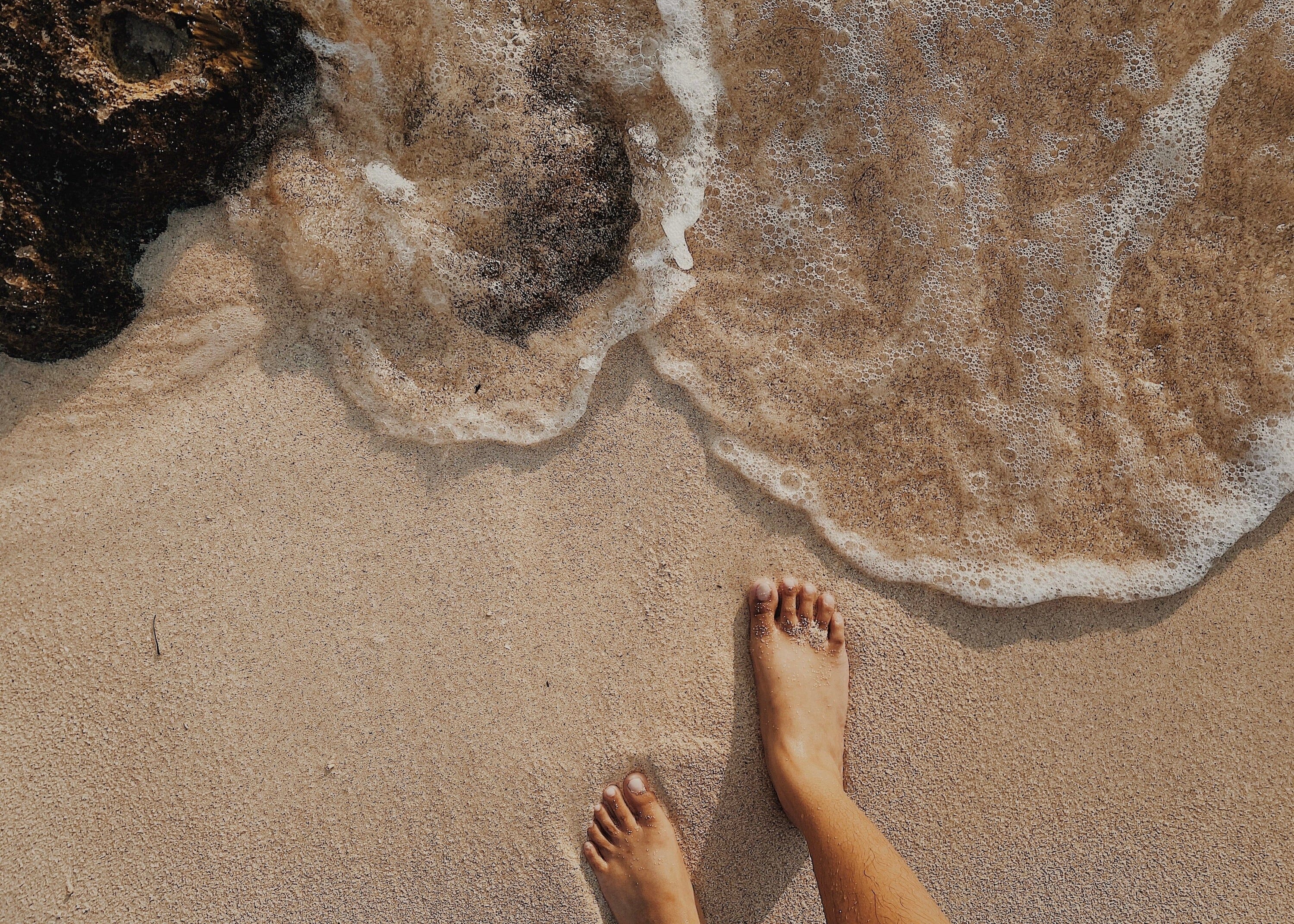 How Earthing Could Restore + Maintain Your Health in One Simple Habit