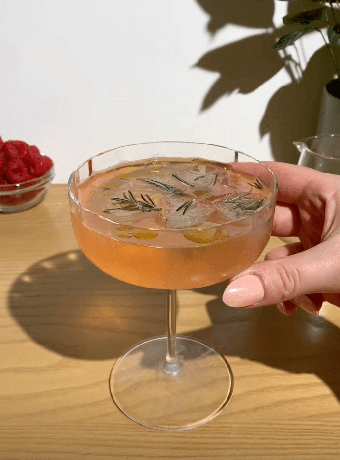 Muddled Raspberry + Collagen Mocktail Recipe – Primally Pure
