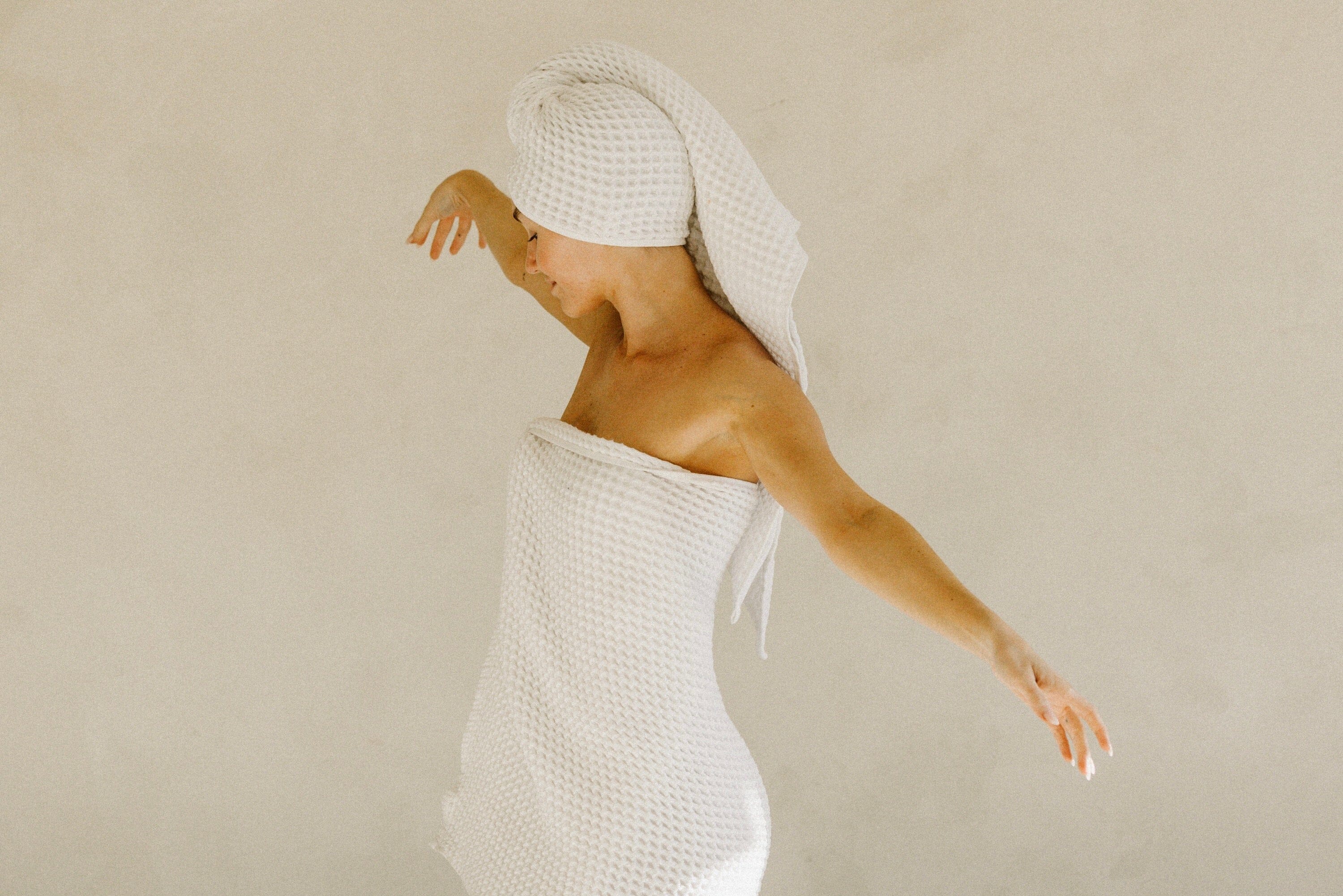 What’s Your Infradian Rhythm? It Might Be the Key to a Happier + Balanced You