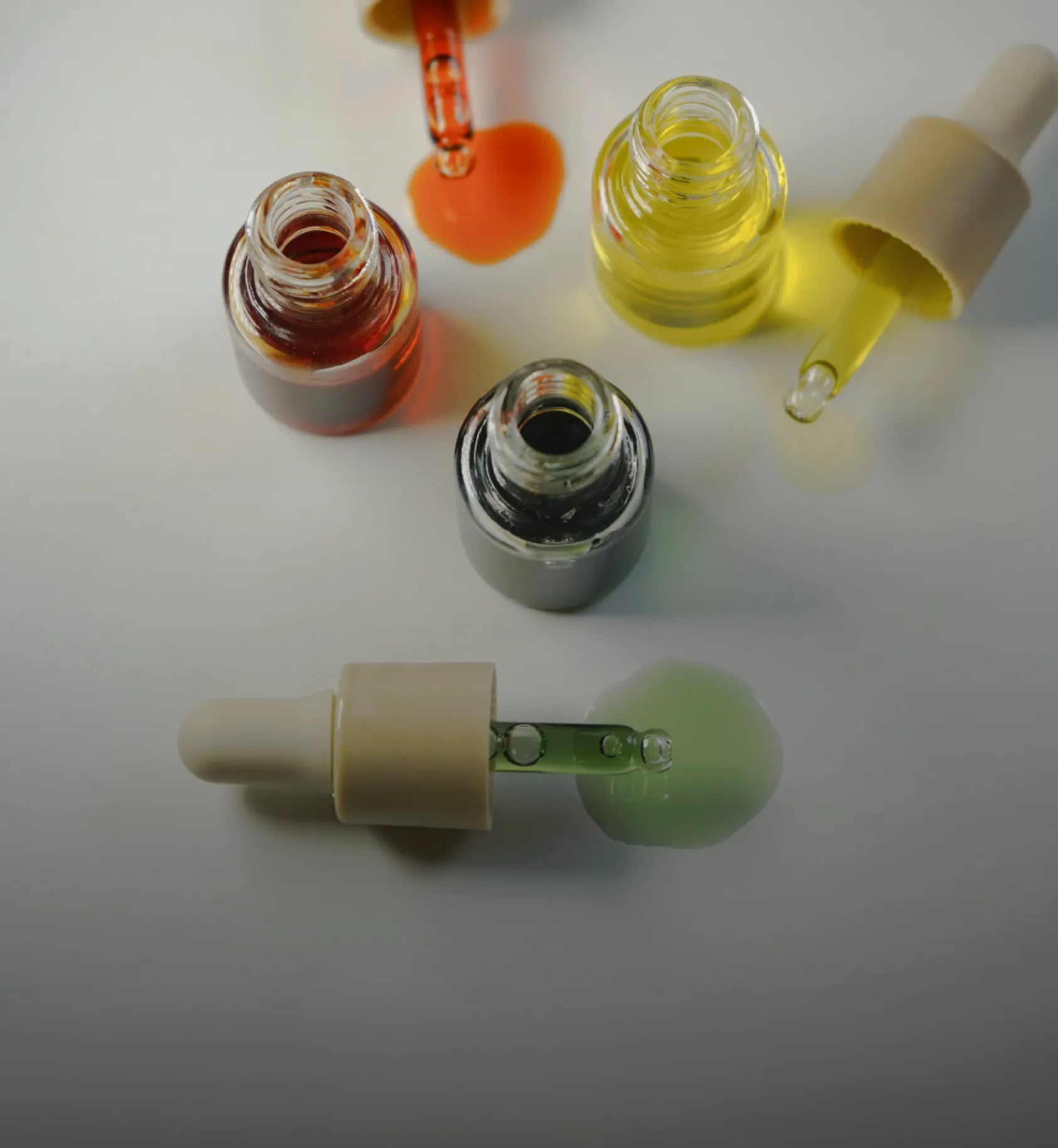 0821_-_Mini_Serum_Set_GWP_Second_Slide_-_Mobile_Hero.webp